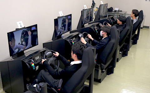 模擬運転装置（トレーチャー）